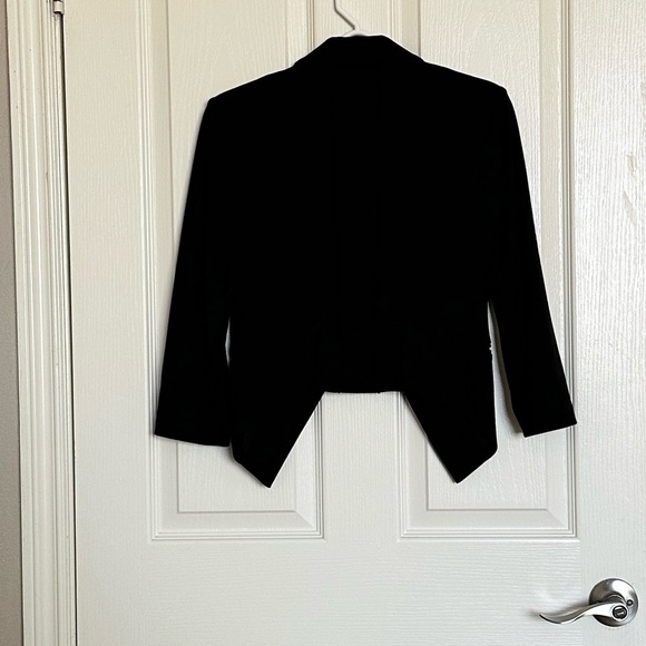 BEBE: black blazer - Size 2 - Picture 3 of 6